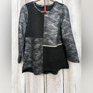 IC by Connie K Top Blouse Women’s Black Tunic Lagenlook Artsy Zip Size Small